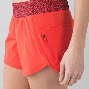 Lululemon Tracker Short III (4-way Stretch) - 4 Miss Mosaic Alarming Red Grape